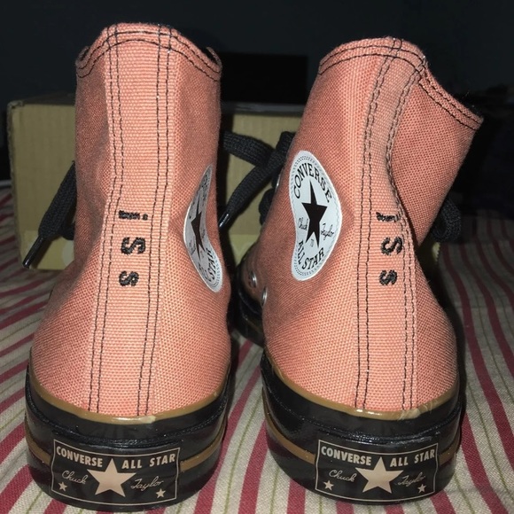 Converse - Picture 2 of 5